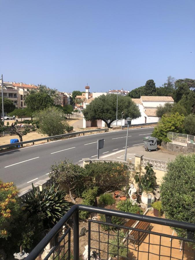Apartmán 1R Pis Al Port-Terrassa I Jardi Llança Exteriér fotografie